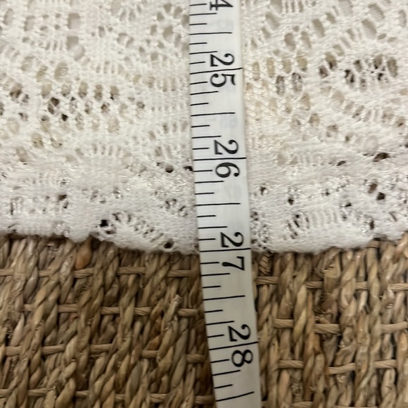 EUC ULTRA PINK Gorgeous Cream Lined Lace & Crocheted Tunic - Picture 12 of 12